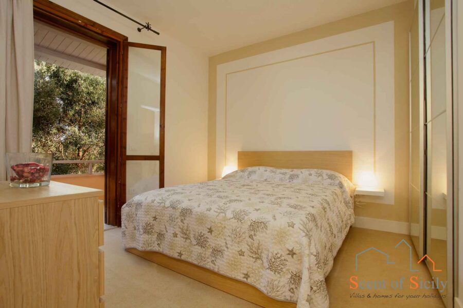 Double bedroom in Villa dei Coralli, Marsala Western Sicily