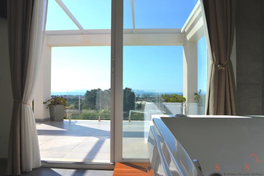 Marsala-Luxury-Villa-Ladybird-Scent-of-Sicily-Jacuzzi-View