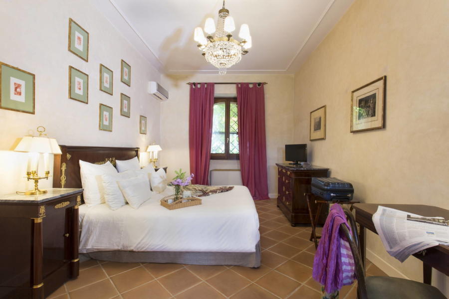Classic double bedroom Classic double bedroom in Casale dell'Ulivo Syracuse Scent of Sicily