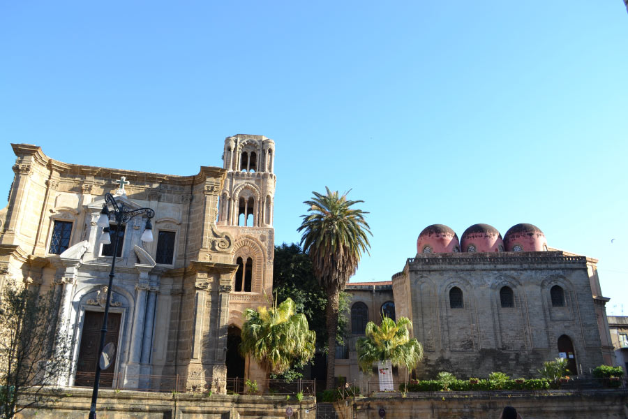 Villa with pool in Palermo or its surroundings