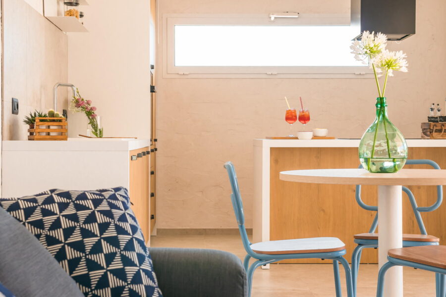 VillaVigneto_AlcamoMarina_KitchenCorner_ScentOfSicily