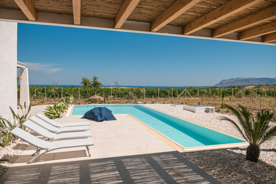 VillaVigneto_AlcamoMarina_SolarioumPoolView_ScentOfSicily