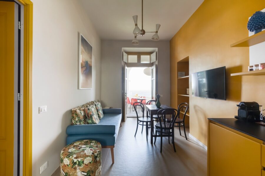 VillaSalinaTerrace_Salina_SuiteTerraLiving_ScentOfSicily