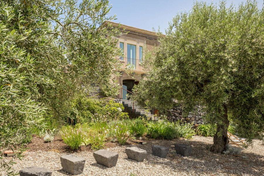 VillaSciara_Regalna_TaorminaArea_GardenVillaView_ScentOfSicily