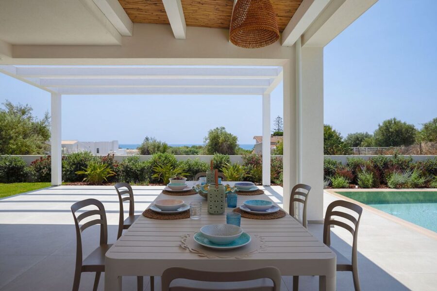 Dining terrace with sea view at Sicily villa Azure Essence – Scent of Sicily